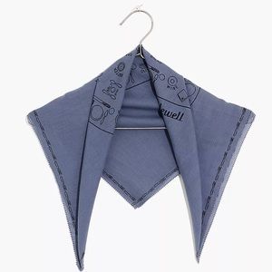 Edge-Detail Bandana